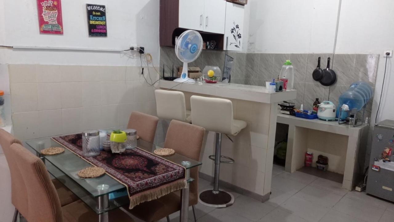 Neny's Homestay